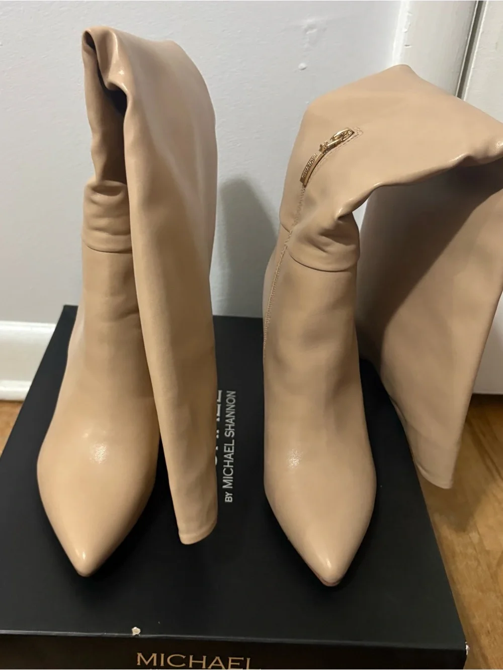 Women's Knee-High Pointed Toe Block Heel Boots in Nude